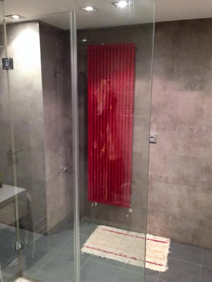 Piso Moderno, Centrico Y Con Garaje Gratis Apartment Bilbao Spain