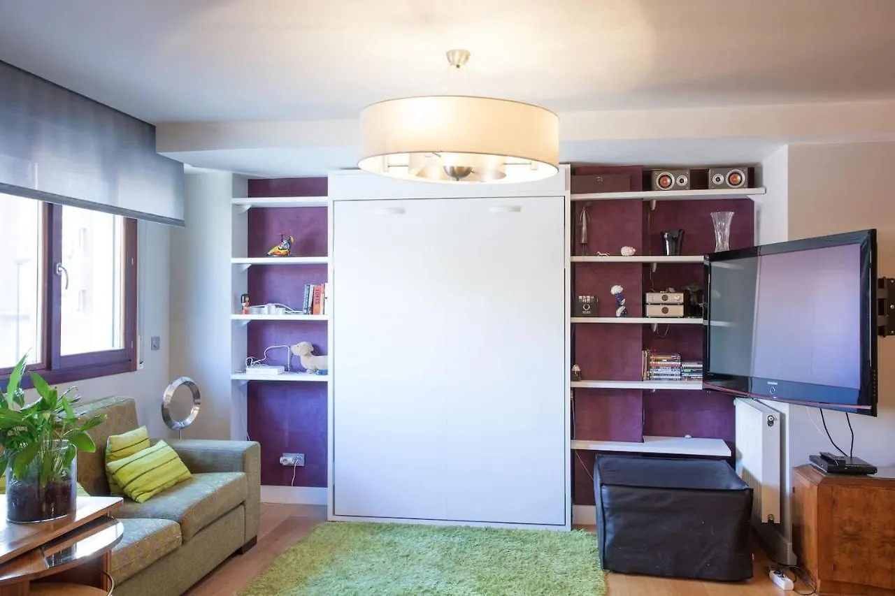 Piso Moderno, Centrico Y Con Garaje Gratis Apartment Bilbao Spain