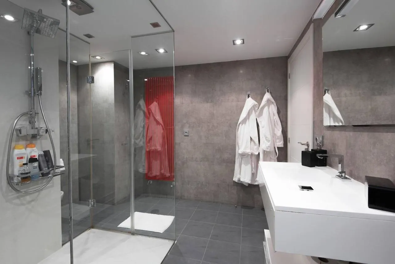 Piso Moderno, Centrico Y Con Garaje Gratis Apartment Bilbao 0*,